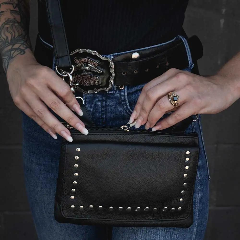 Elevate your riding gear with the Ladies Leather Clip-On Bag from Unik, meticulously crafted from luxurious cowhide leather