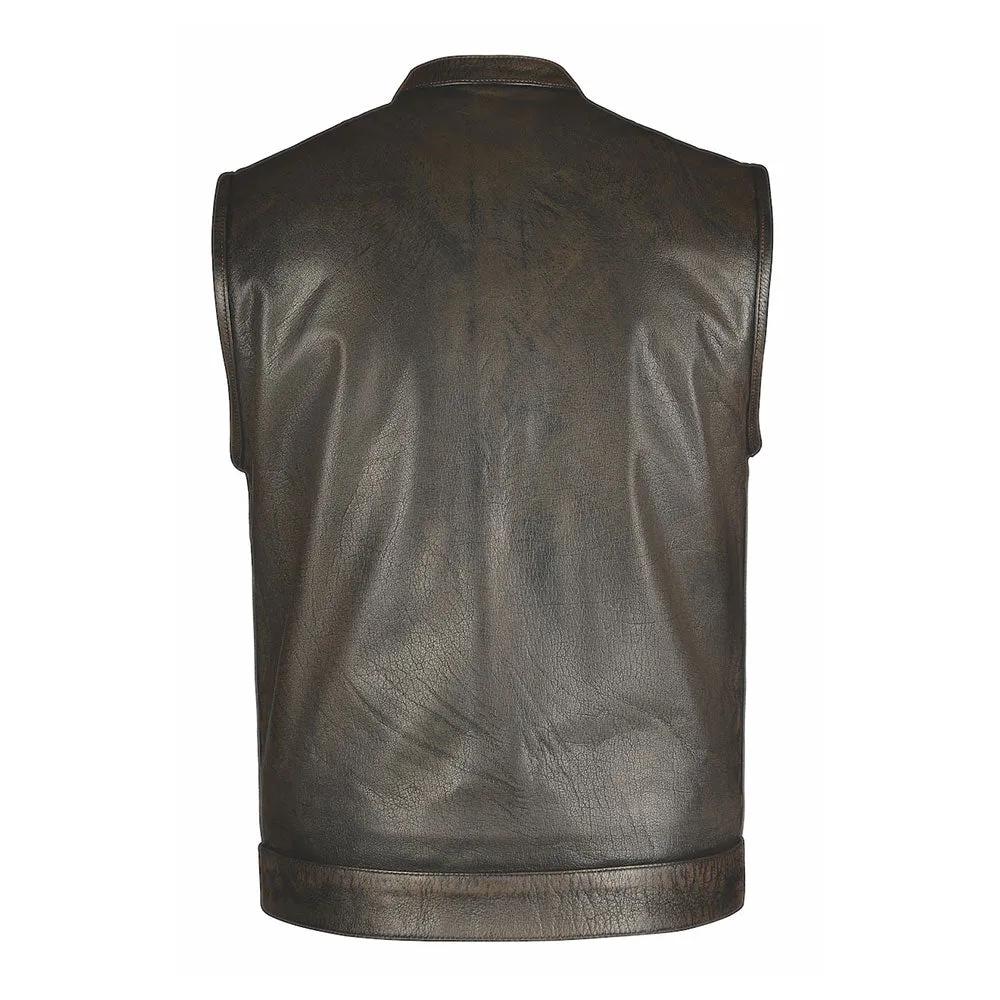Crafted from buffalo leather, it features two outside chest pockets, two outside hand warmer pockets, two inside concealed carry pockets, antique brass hardware, a quick access gun pocket