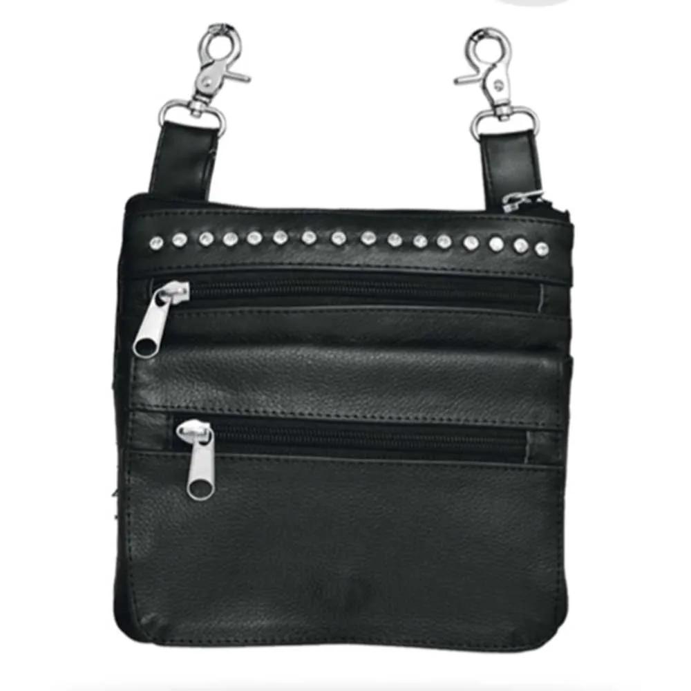 Elevate your riding gear with the Ladies Leather Clip-On Bag from Unik, meticulously crafted from luxurious cowhide leather.