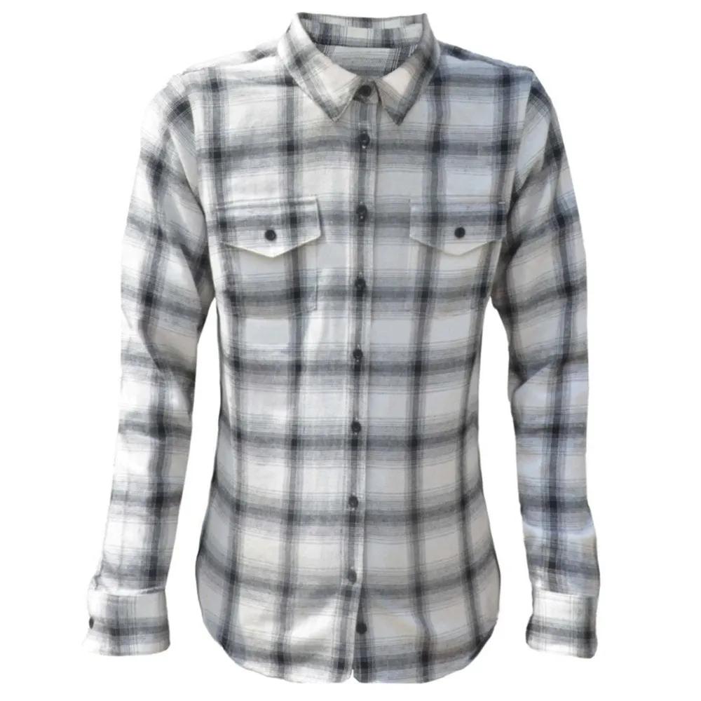 Plaid shirt with front pockets