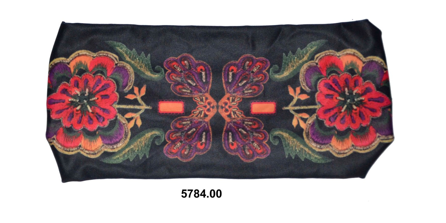 headband with floral patterns