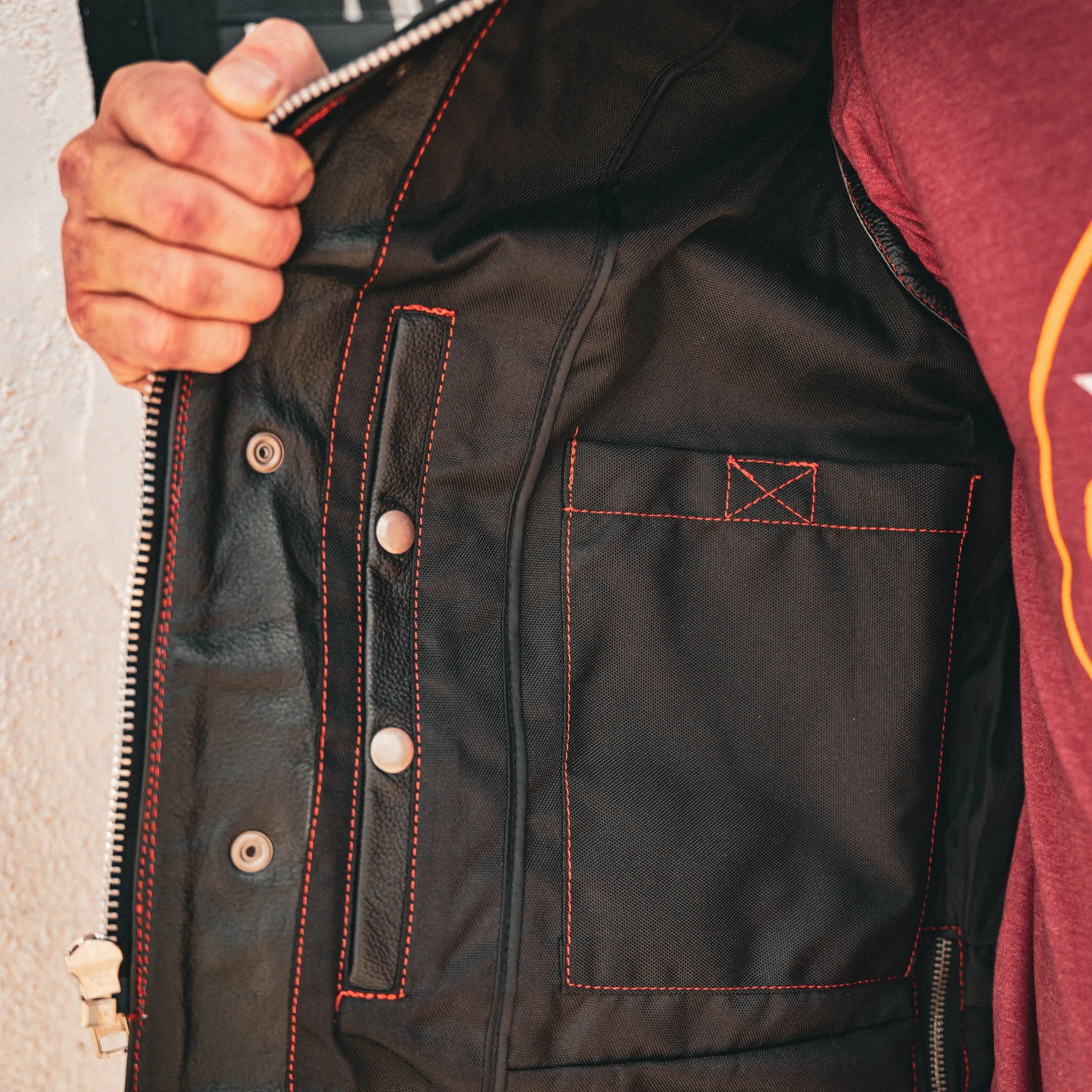 The Men's Diamond Stitch Club Vest by Unik Premium combines sophisticated design with practical features.