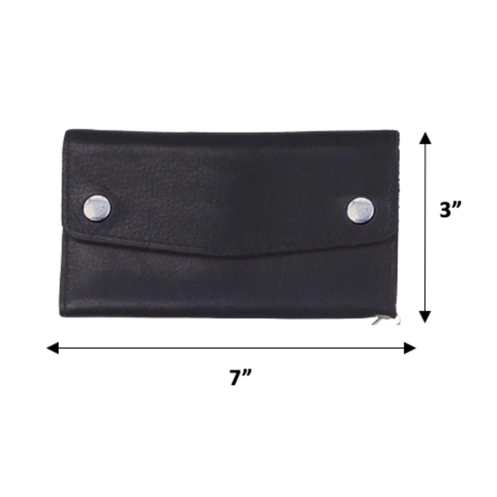  Crafted from premium leather, these wallets feature a chain attachment that adds a bold statement while securing your essentials. Ideal for motorcycle riders and enthusiasts, they offer multiple compartments for cards, cash, and coins, ensuring practicality on the go. 