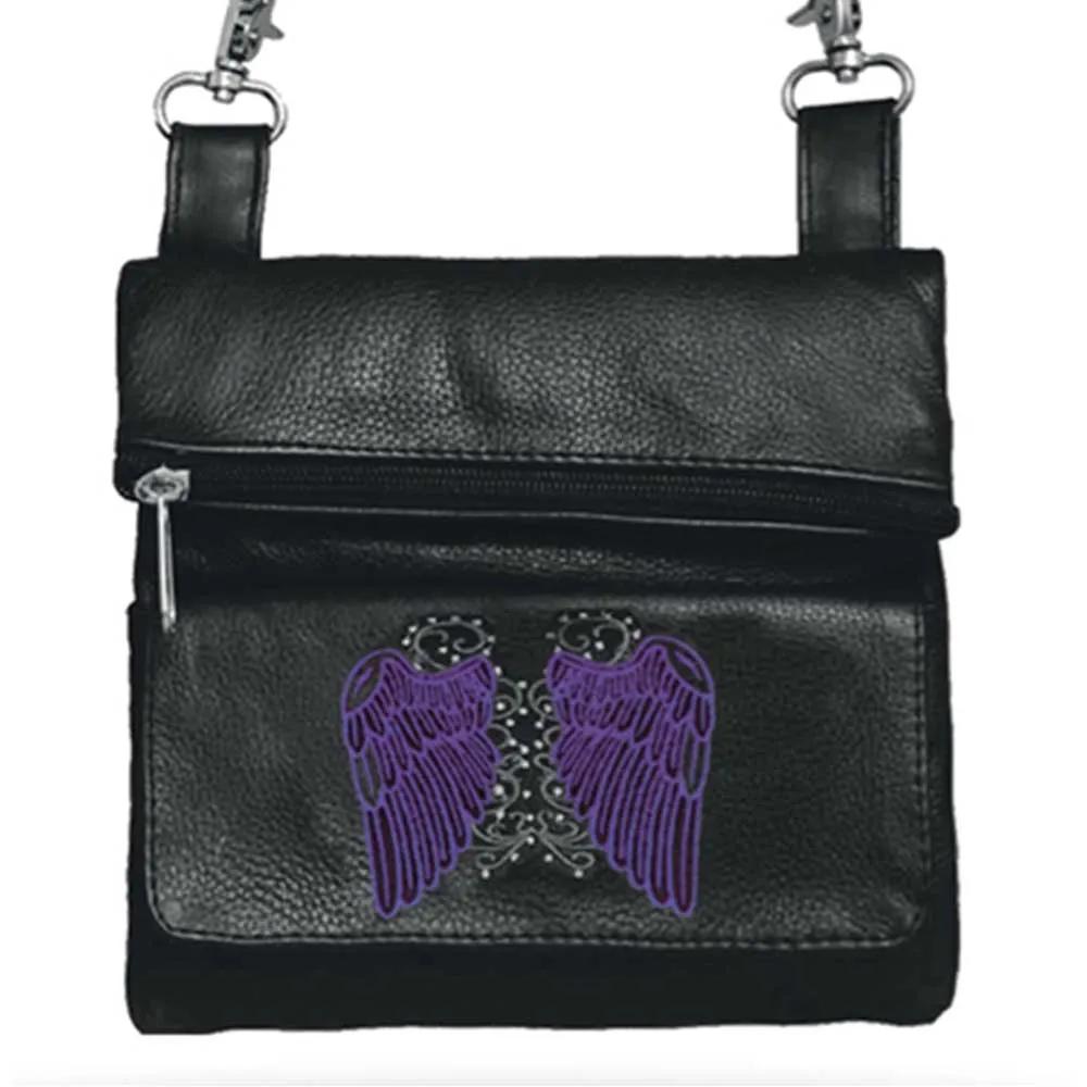 Elevate your riding gear with the Ladies Leather Clip-On Bag from Unik, meticulously crafted from luxurious cowhide leather.