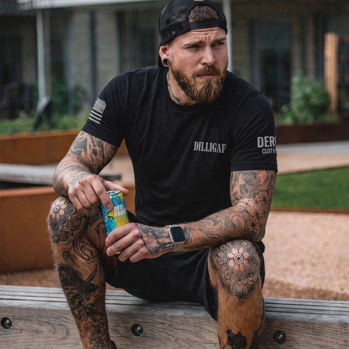 Men’s Dilligaf Graphic T-Shirt – Bold Attitude in Comfort