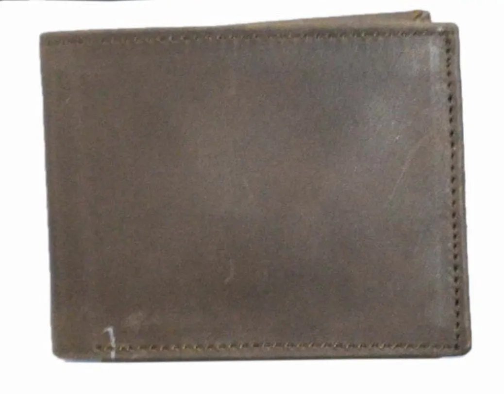 Men’s premium brown leather wallet with multiple card slots