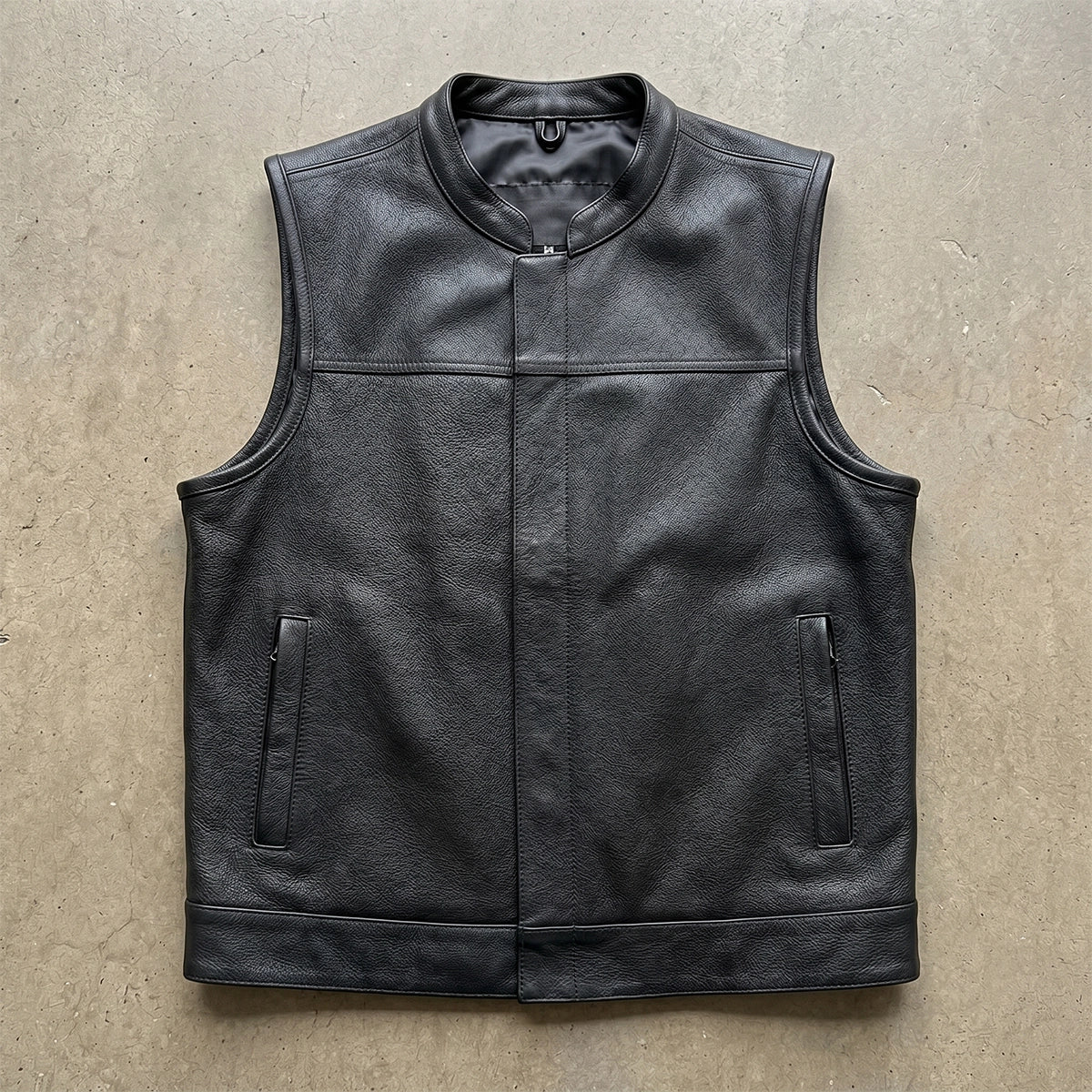 Commando - Men's SOA Style Club Leather Motorcycle Vest